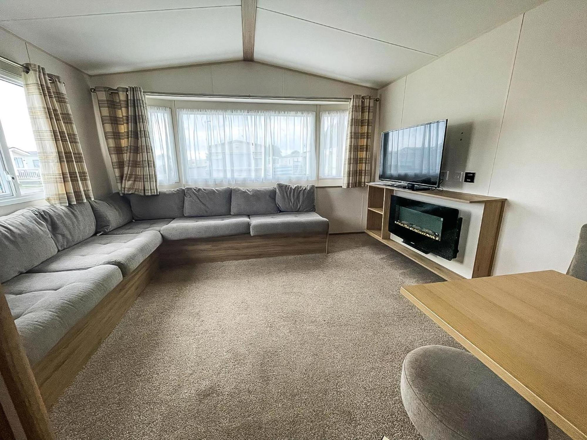 Superb 6 Berth Caravan At St Osyth Beach, Near Clacton-On-Sea Ref 28008Mc Εξωτερικό φωτογραφία